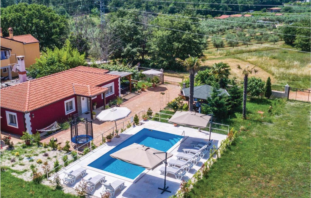 4 Bedroom Cozy In Novigrad Novigrad (Istria)
